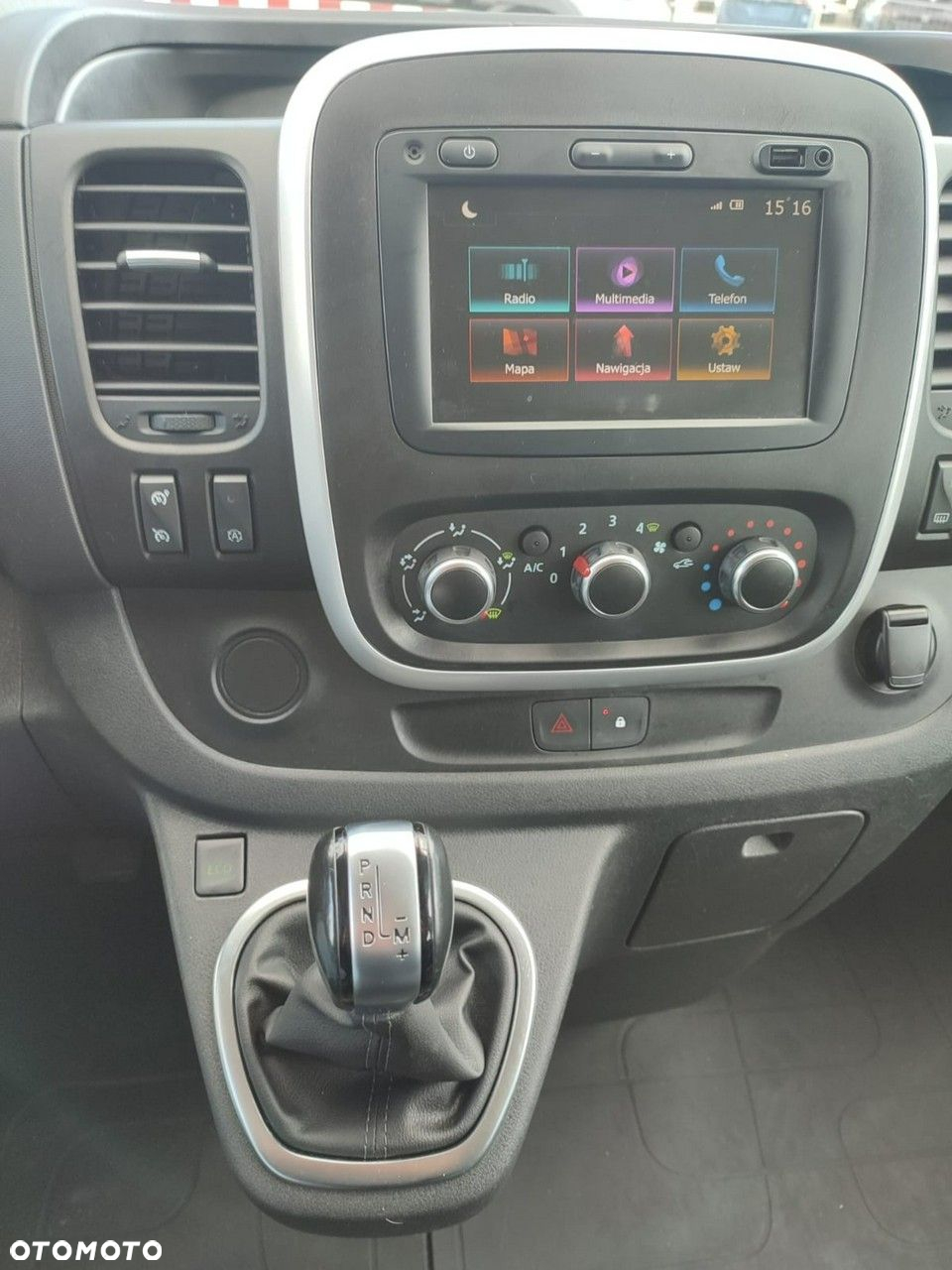 Renault Trafic Grand SpaceClass 2.0 dCi EDC - 17