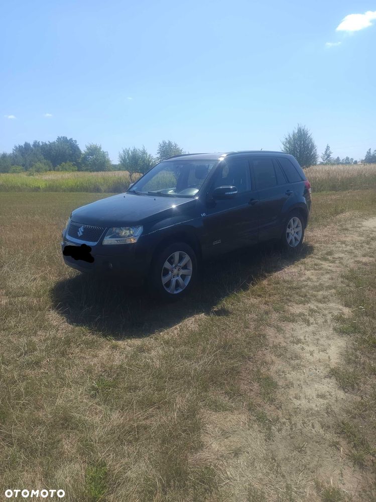 Suzuki Vitara - 1
