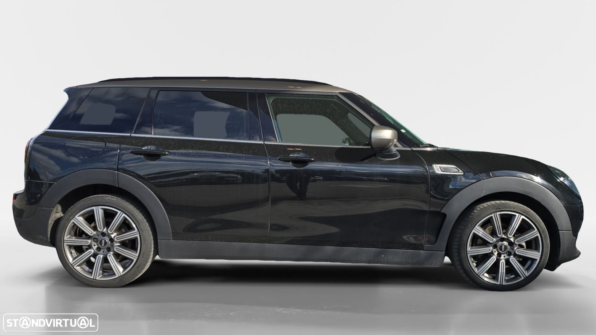 MINI Clubman Cooper D Premium Classic Auto - 9
