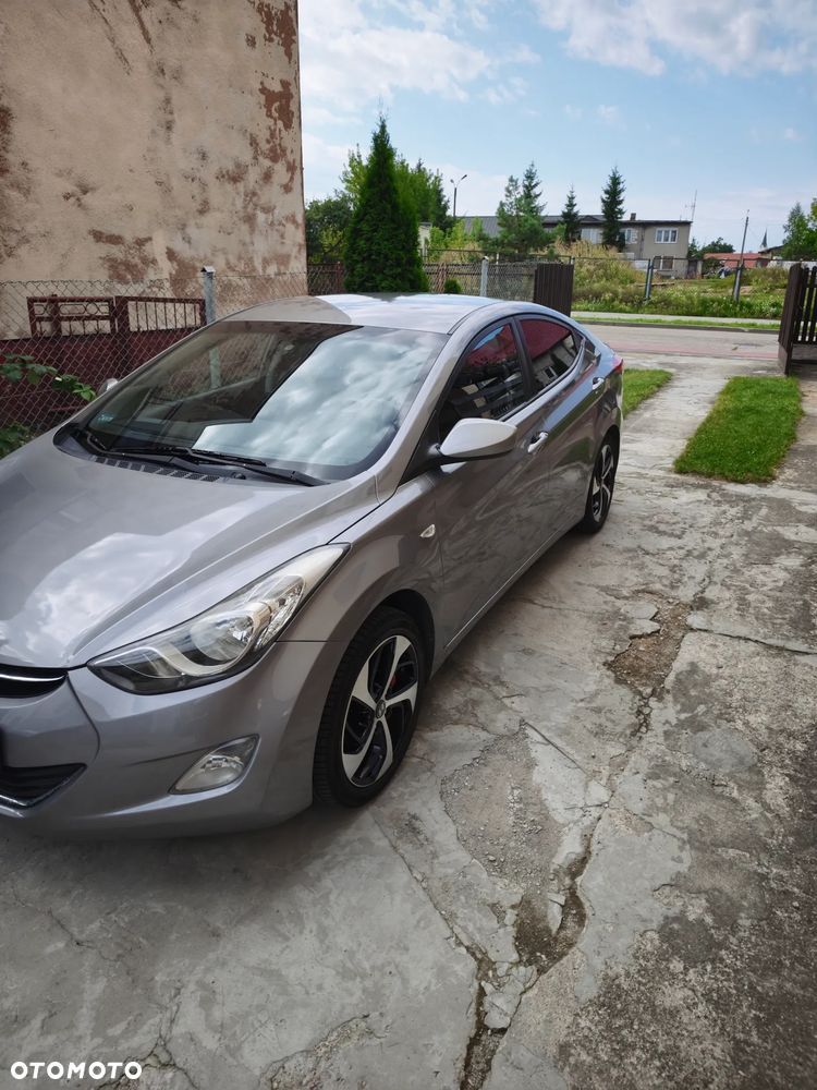 Hyundai Elantra 2012 photo 5