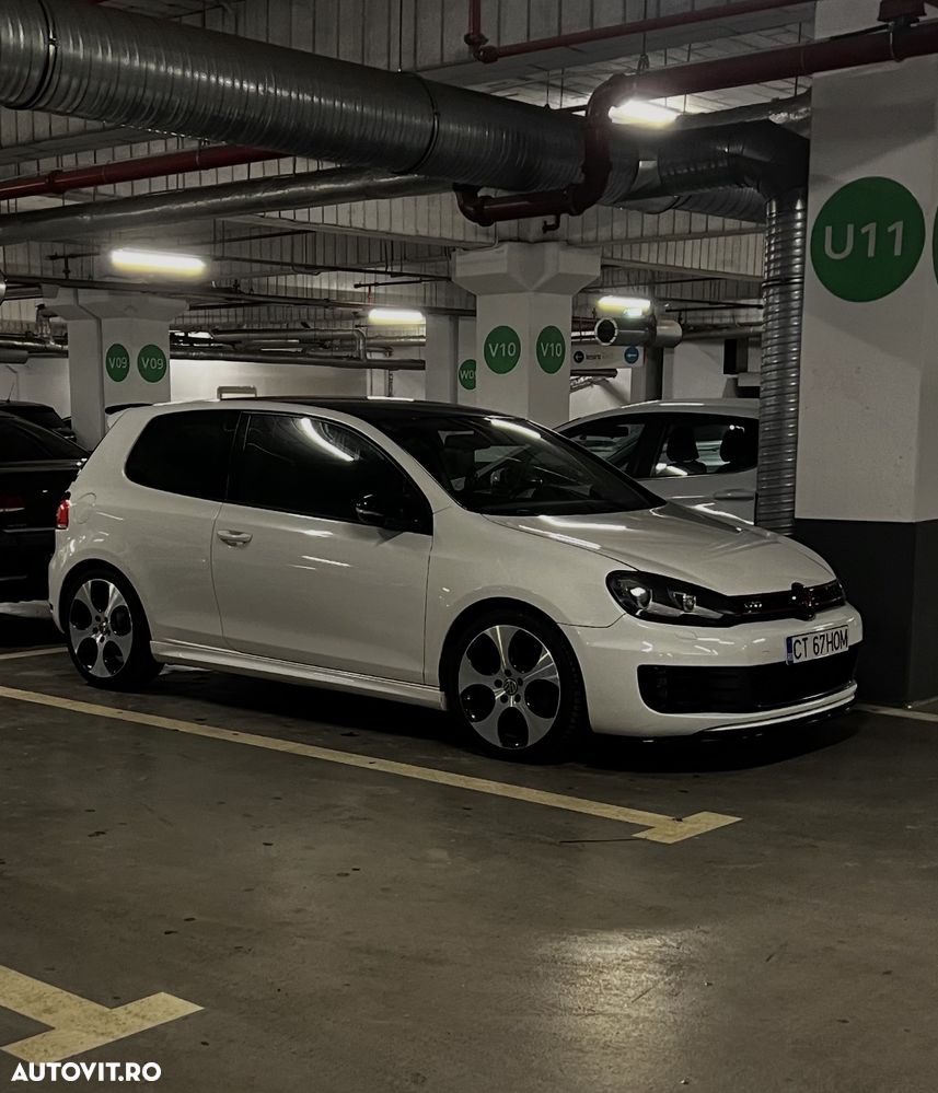 Volkswagen Golf - 3