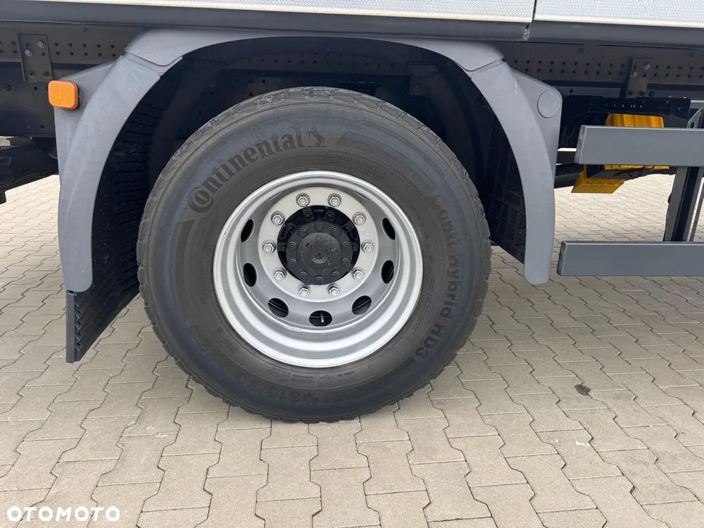 MAN 18.320/ 2020r/ 320Tykm/ 19 PALET/ 9800kg ŁADOWNOŚĆ / SERWISOWANY/ NISKI PRZEBIEG/ WINDA/  SPROWADZONY SERWIS NIEMCY - 12