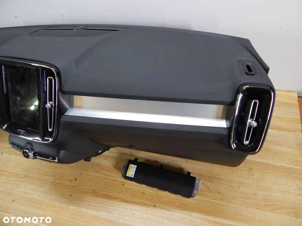 Deska rozdzielcza kokpit konsola airbag Volvo XC40 xc40 17-24 Łuków części - 6
