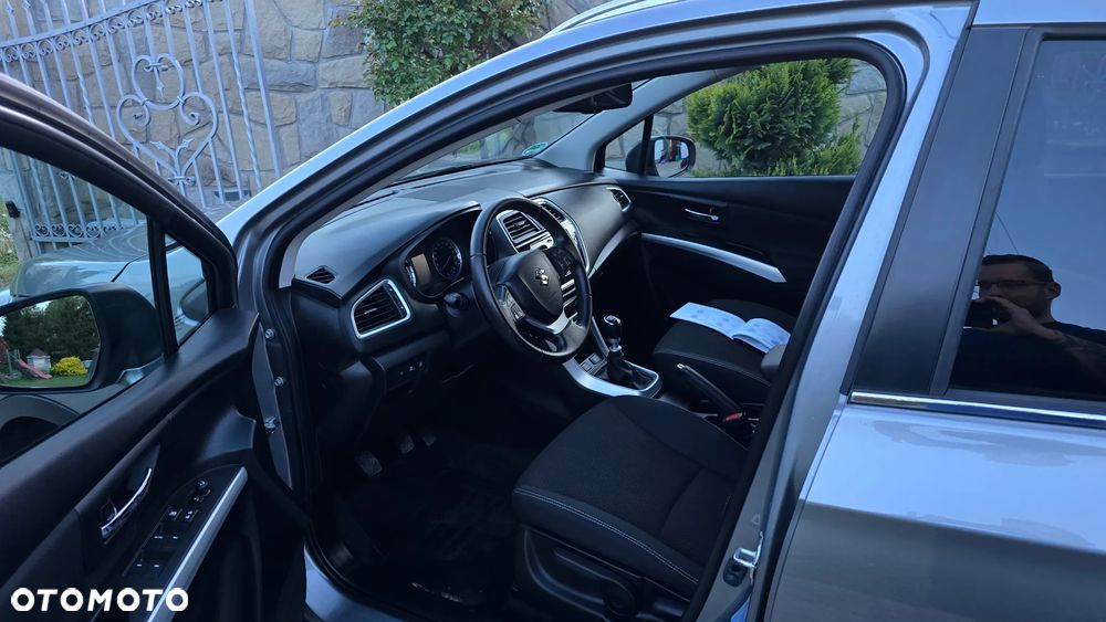 Suzuki SX4 S-Cross 1.4 T Elegance - 12