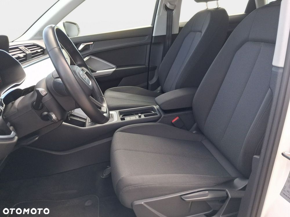 Audi Q3 - 13