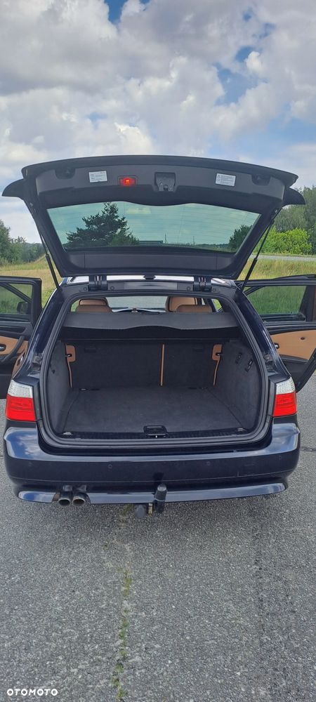 BMW Seria 5 530d Touring Edition Sport - 8