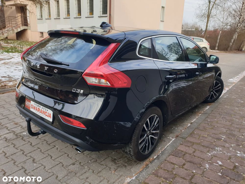 Volvo V40 D3 Inscription - 3