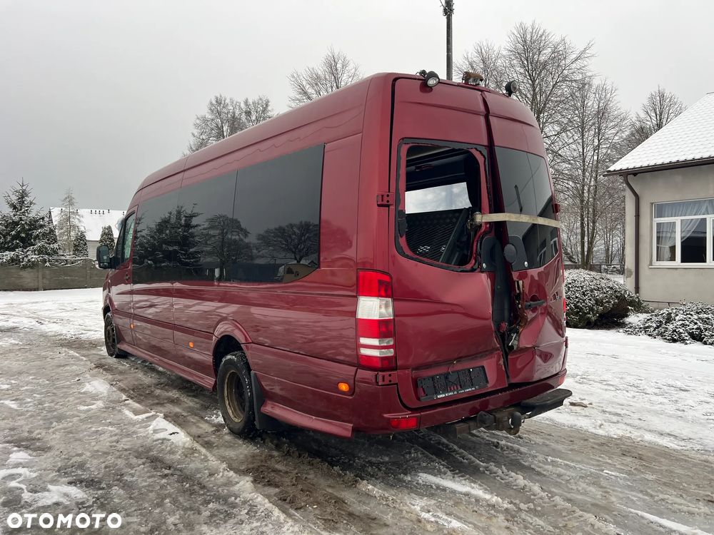 Mercedes-Benz Sprinter - 15