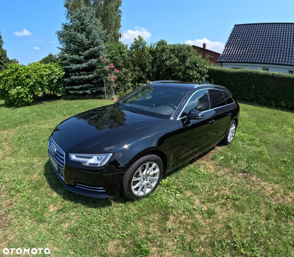 Audi A4 Avant 2.0 TDI ultra S tronic - 1