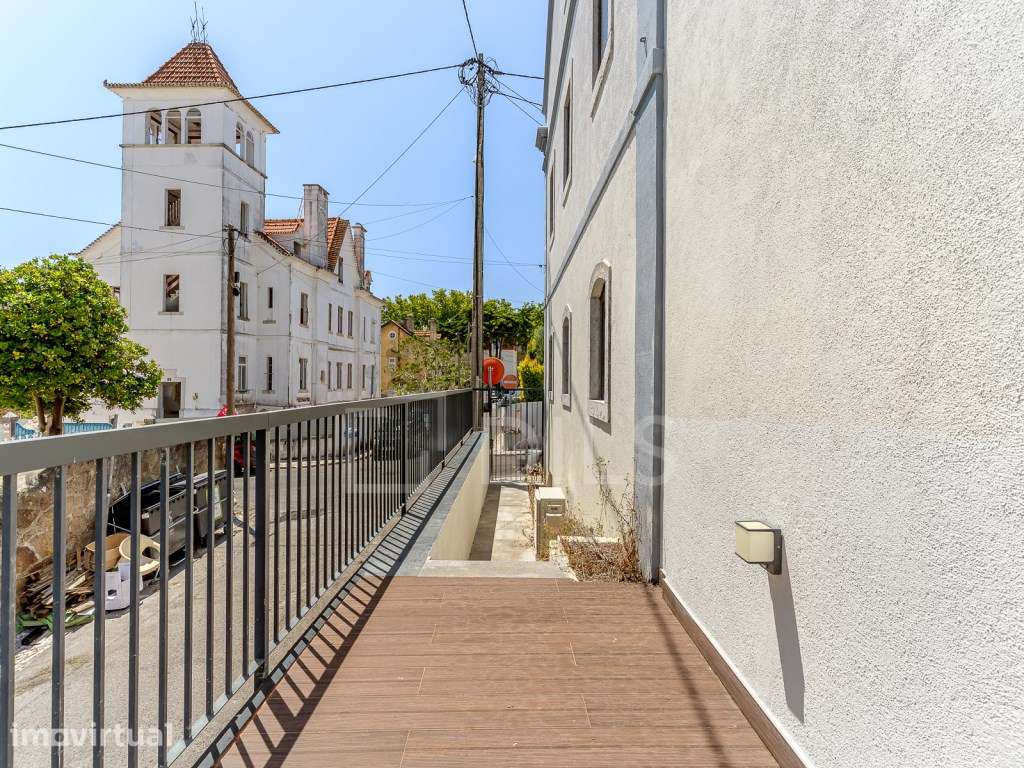 Apartamento T3 em condomínio com piscina, a 5 min da Praia do Tamariz - Grande imagem: 2/30