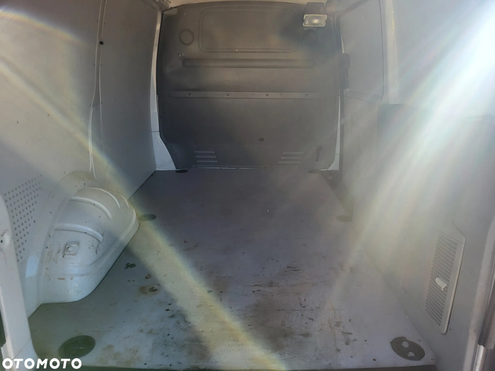 Volkswagen Transporter - 36