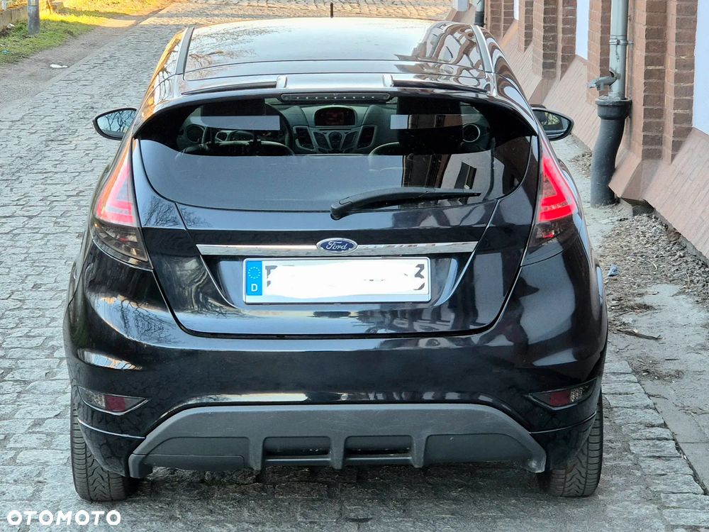 Ford Fiesta 1.6 Sport - 17