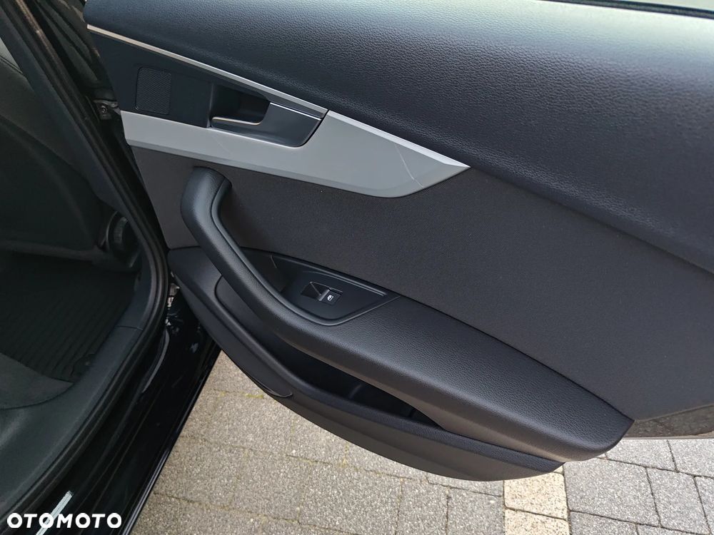 Audi A4 Avant 2.0 TDI Sport - 24
