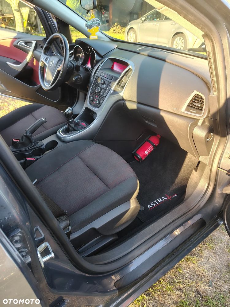 Opel Astra 1.7 CDTI - 10