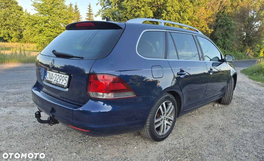 Volkswagen Golf 2012 photo 2