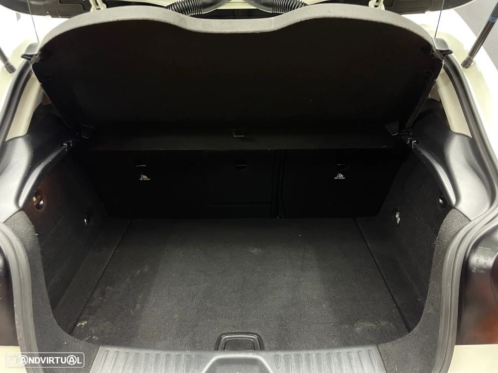 Mercedes-Benz A 180 CDI (BlueEFFICIENCY) Urban - 24