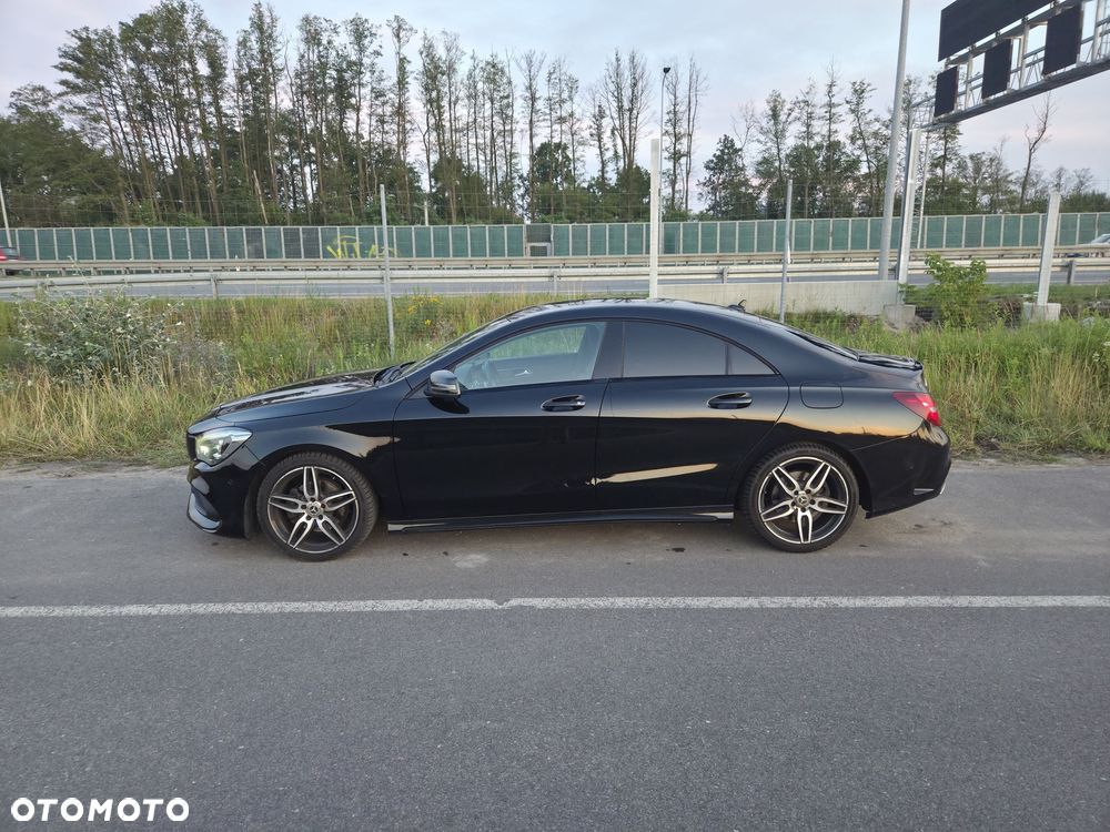 Mercedes-Benz CLA 200 7G-DCT AMG Line - 4