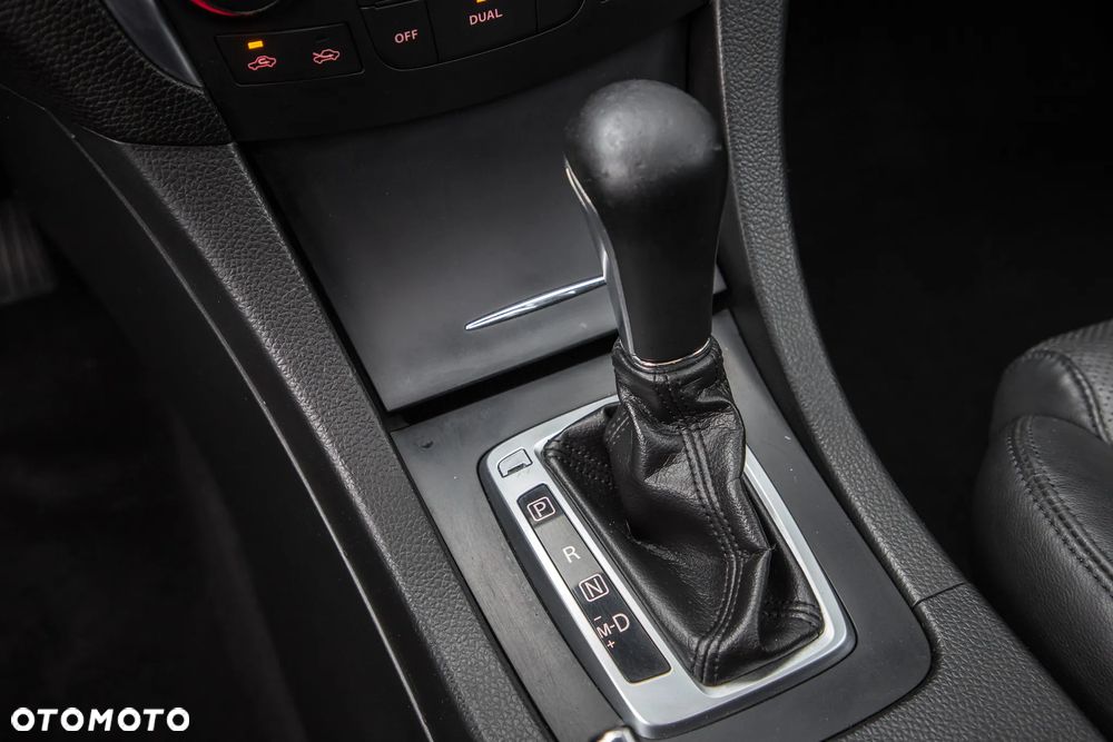 Suzuki Kizashi 2.4 Sport 4WD CVT - 22