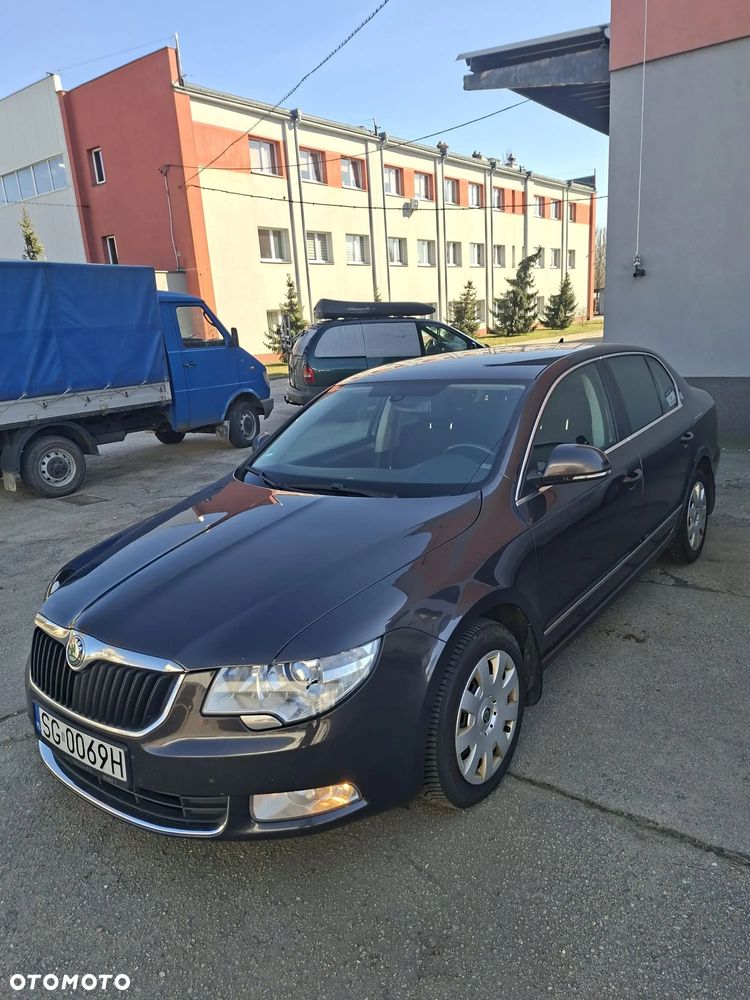 Skoda Superb 2.0 TDI Platinum DSG - 9