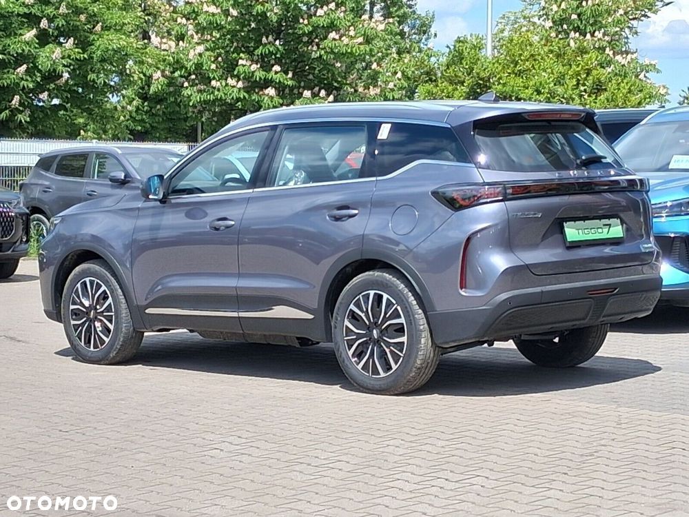 Chery Tiggo 7 1.5 T-GDI Super Hybrid Comfort DHT - 16