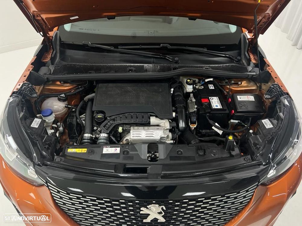 Peugeot 2008 1.2 PureTech Allure - 36