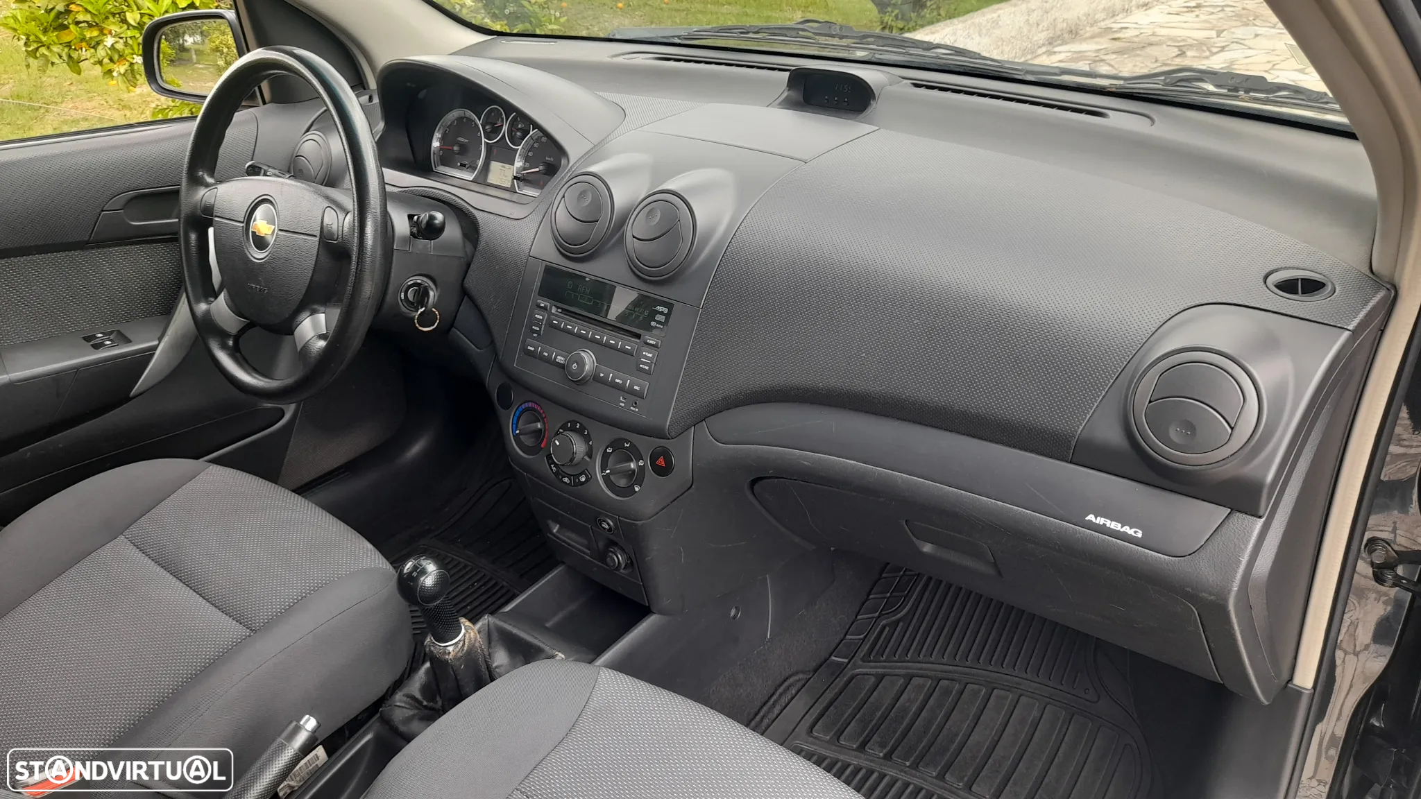 Chevrolet Aveo 1.2 LS Bi-Fuel - 38