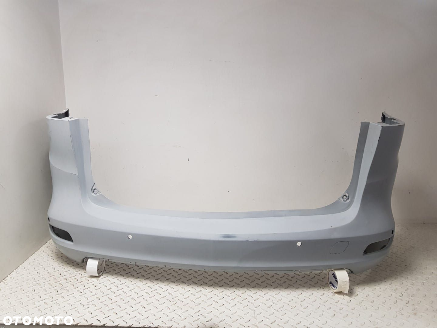 FABRYCZNIE NOWY ORYGINALNY ZDERZAK TYLNY TYL OPEL ZAFIRA C 3 11-17 4xPDC 13300728 - 2