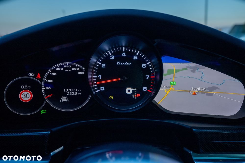 Porsche Panamera Turbo - 29