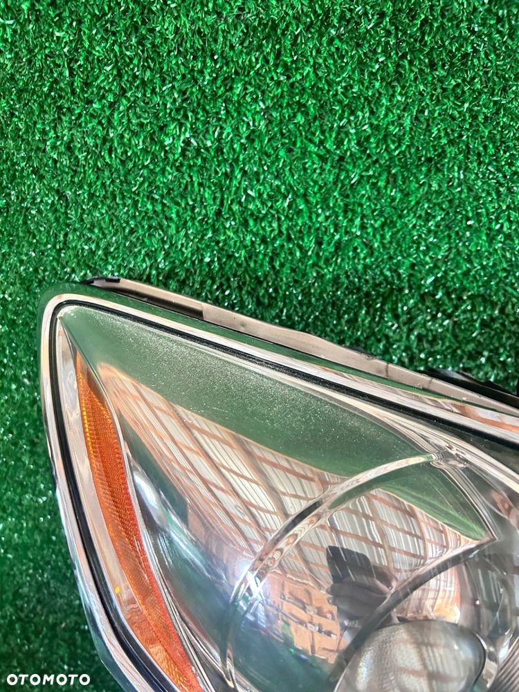 REFLEKTOR PRAWY LEXUS GS III XENON - 2
