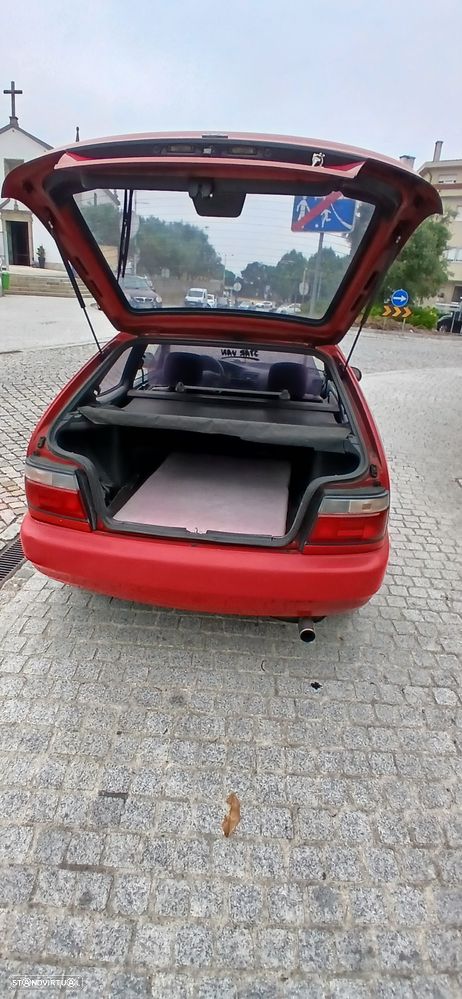 Toyota Corolla - 10