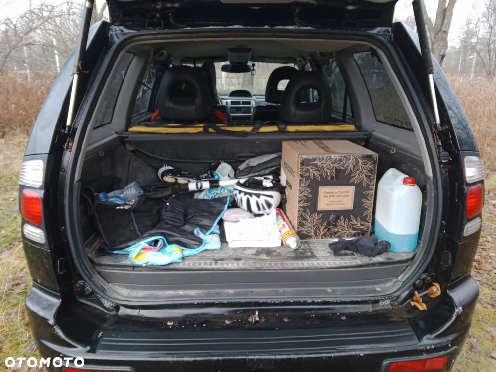 Mitsubishi Pajero Sport - 14