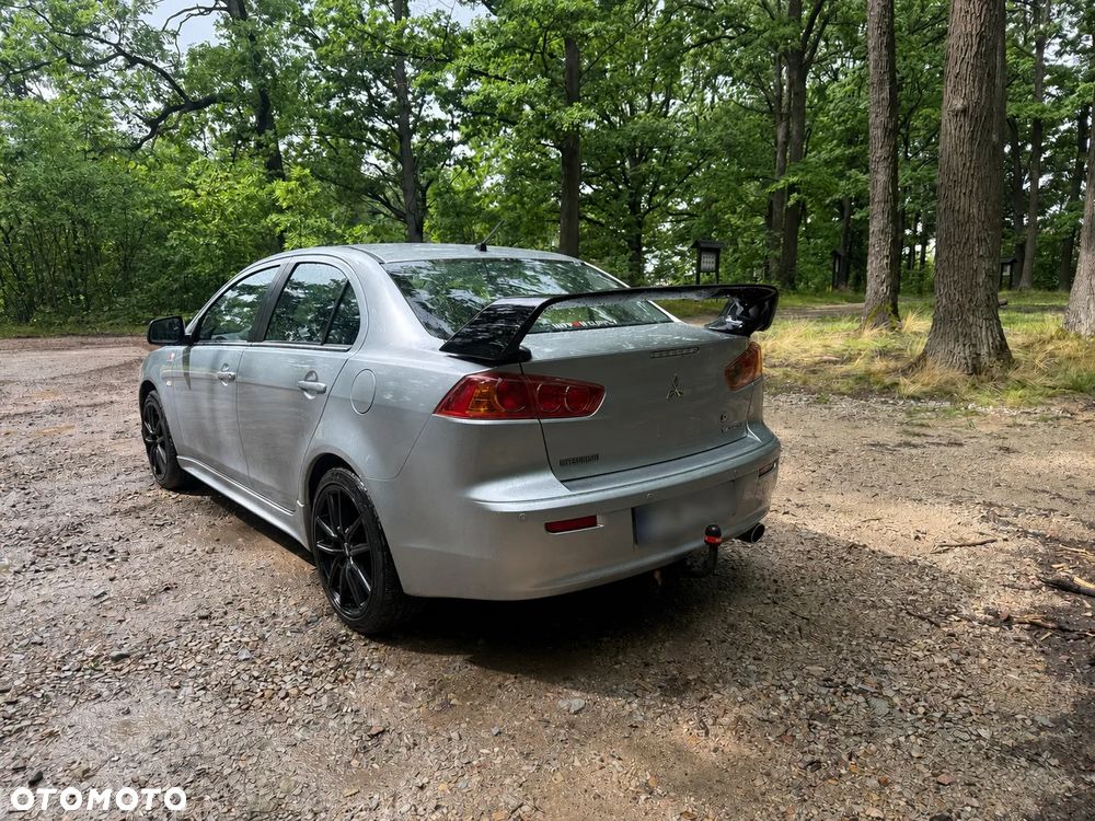 Mitsubishi Lancer 1.8 Instyle NAVI - 2
