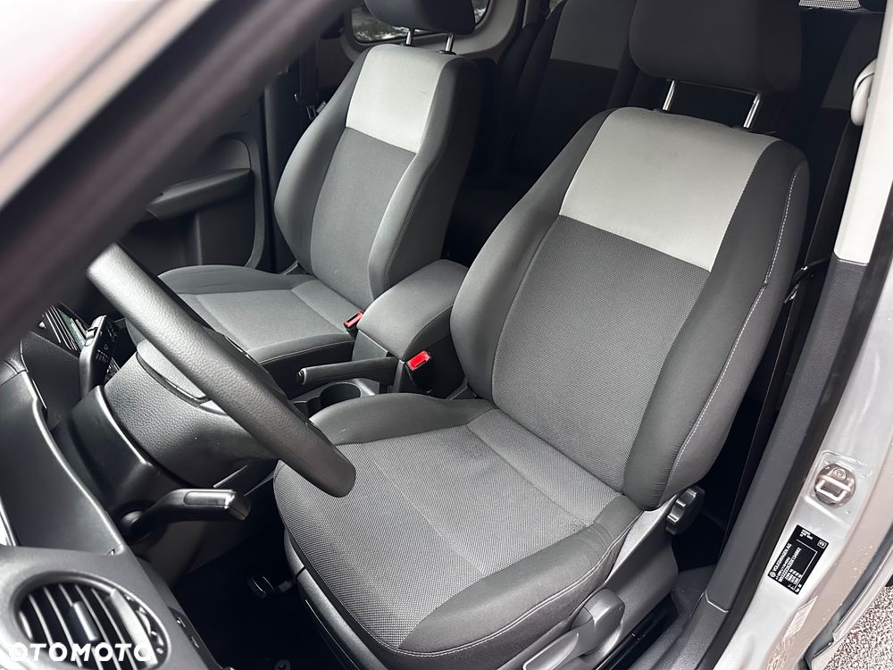 Volkswagen Caddy 1.6 (5-Si.) Edition 30 - 20