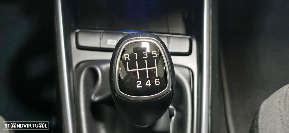Hyundai Bayon 1.0 T-GDI Premium - 22