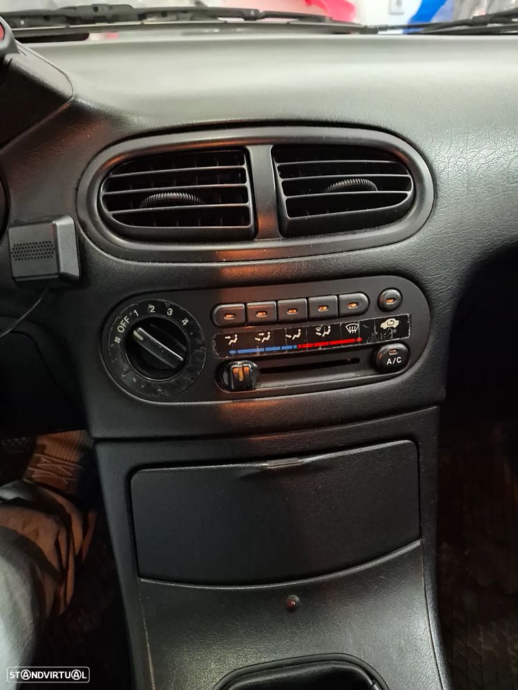 Honda CRX 1.6 VTi - 11