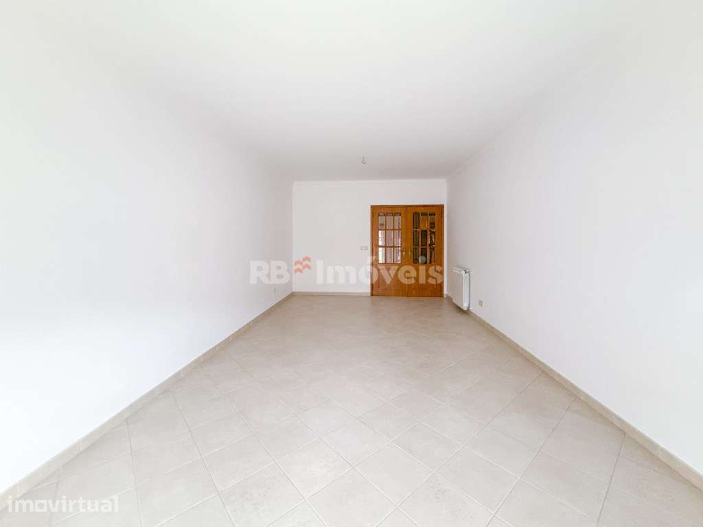 Apartamento T3+3 Duplex com terraço e garagem, no Entroncamento - Grande imagem: 3/14
