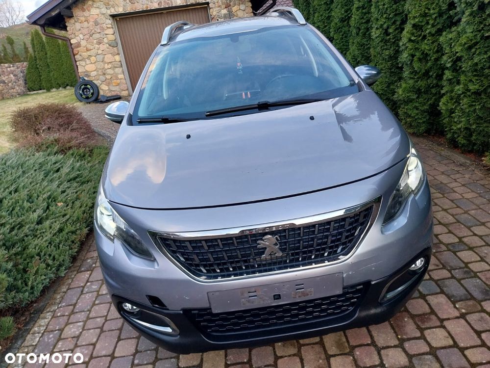 Peugeot 2008 - 9
