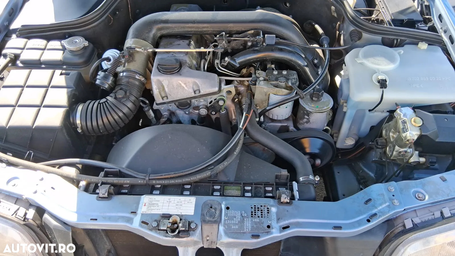 Mercedes-Benz C - 9