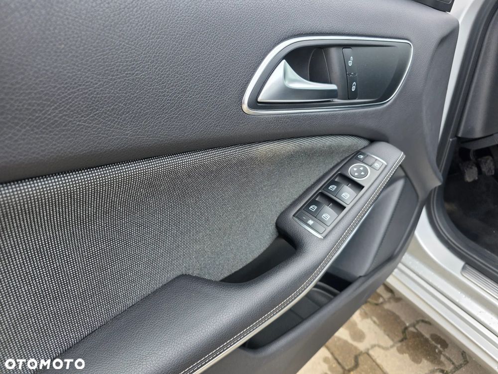 Mercedes-Benz Klasa A 180 - 20