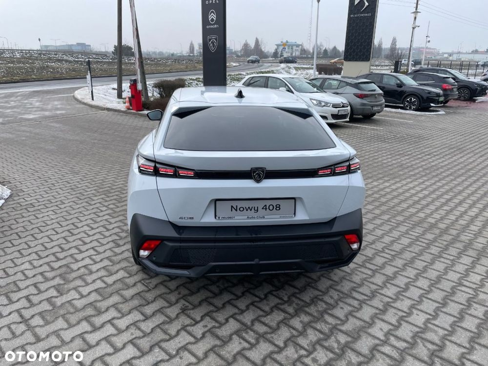 Peugeot 408 - 7