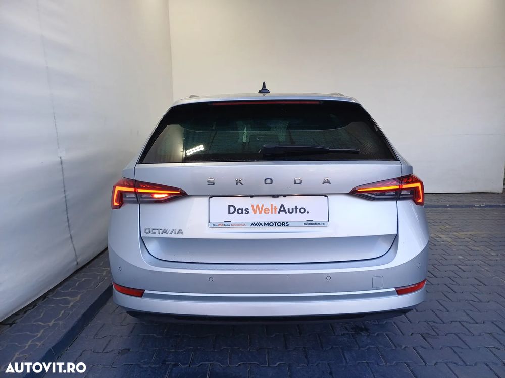 Skoda Octavia 2.0 TDI DSG Style - 37