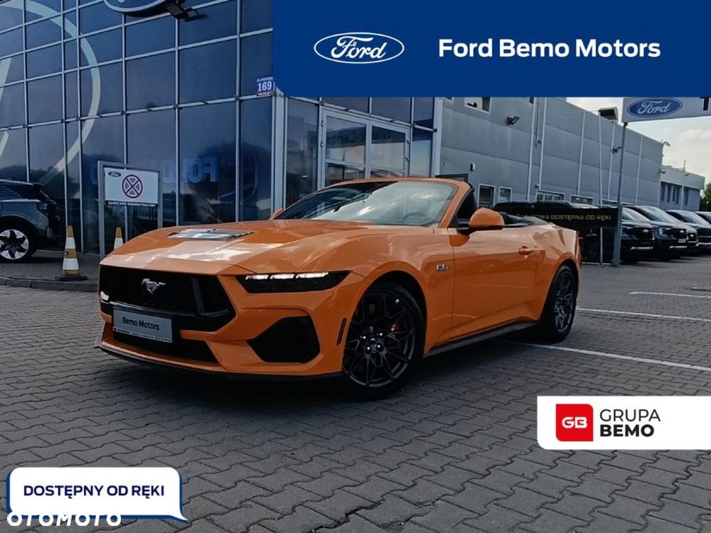 Ford Mustang - 1