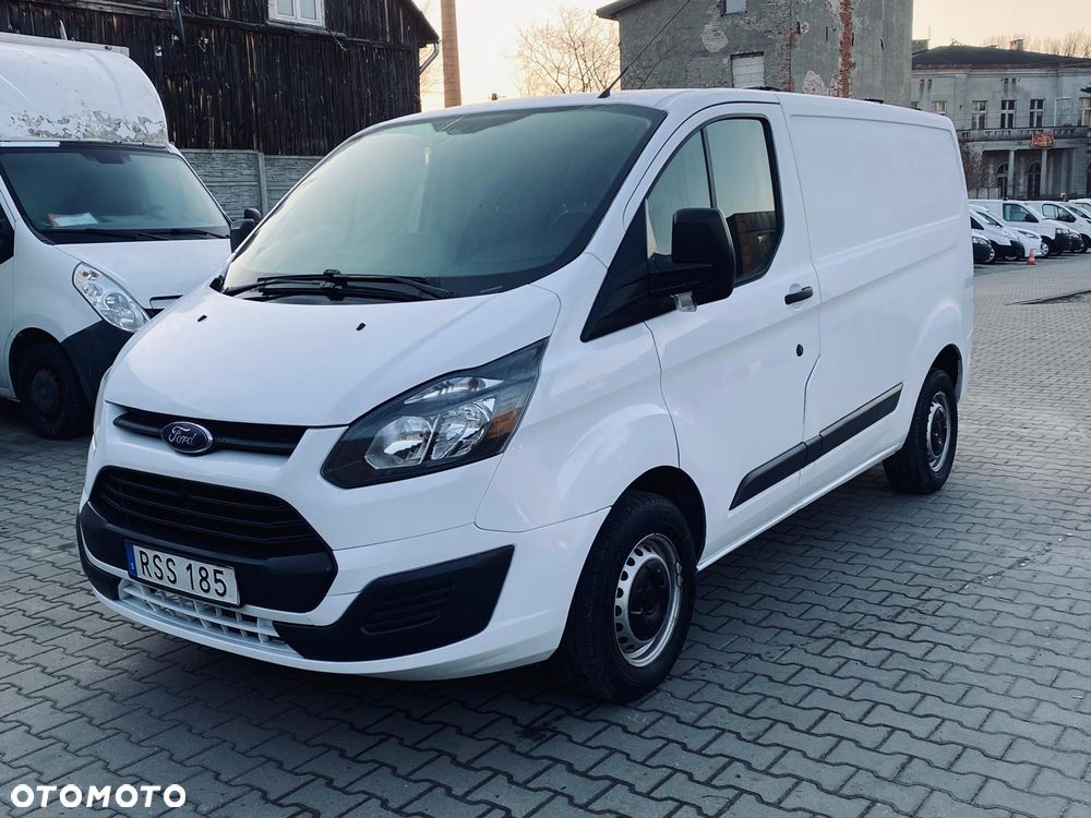 Ford TRANSIT CUSTOM - 1