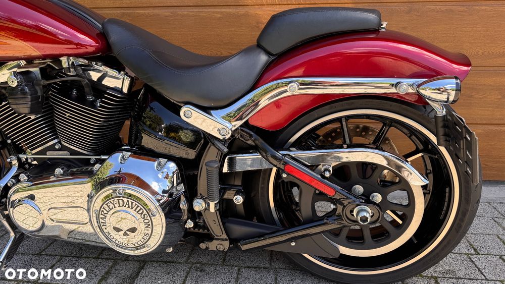 Harley-Davidson FXSB Breakout - 19