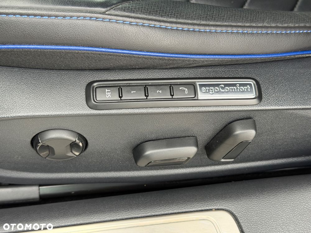 Volkswagen Arteon 2.0 TSI 4Motion R DSG - 18