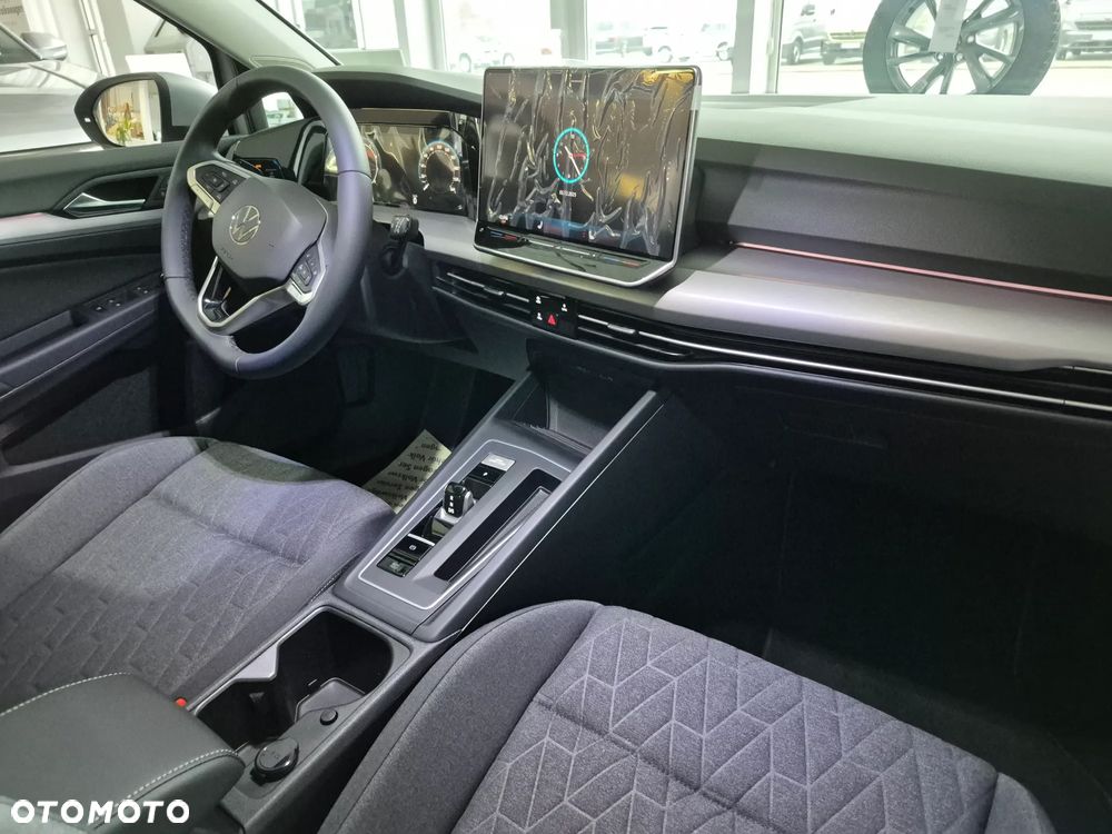 Volkswagen Golf Variant - 8