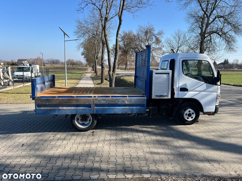 Mitsubishi Canter - 2