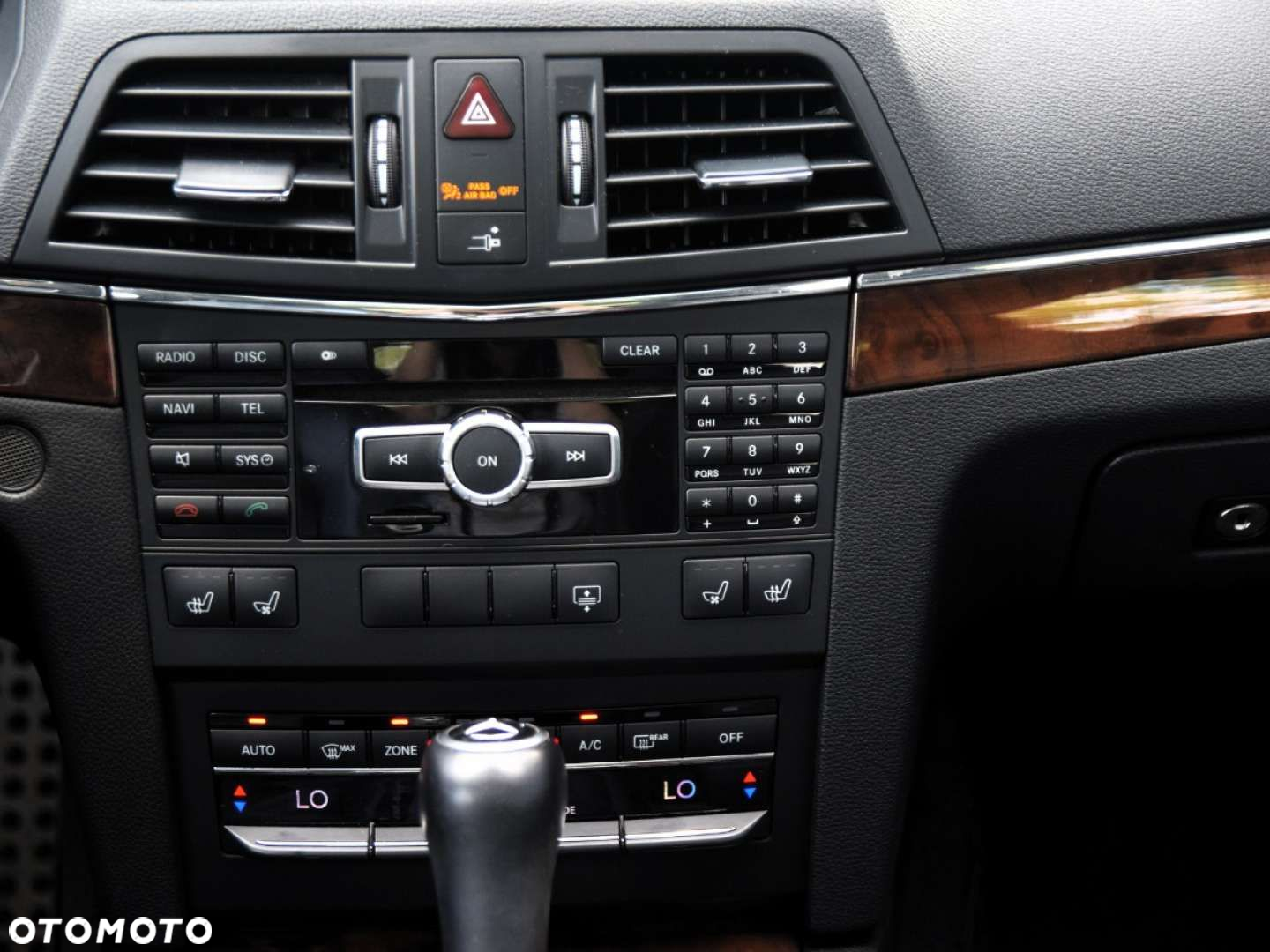 Mercedes-Benz Klasa E - 25