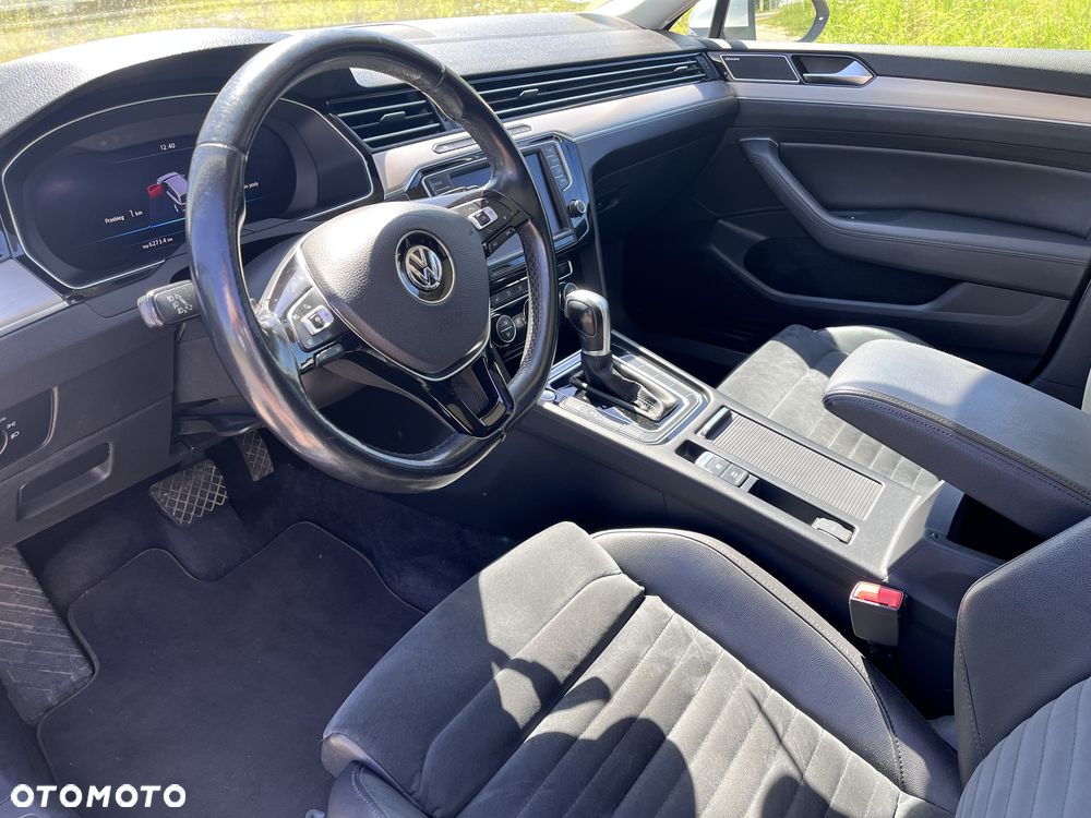 Volkswagen Passat 2.0 TDI BMT Highline DSG - 12