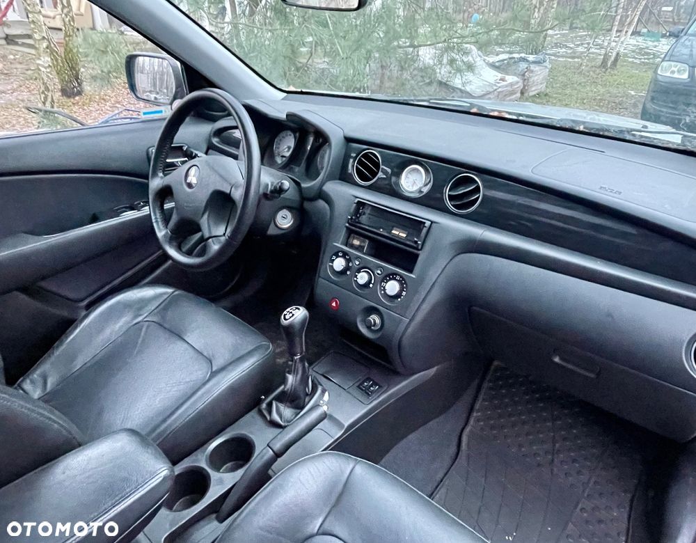 Mitsubishi Outlander 2.4 Intense - 6